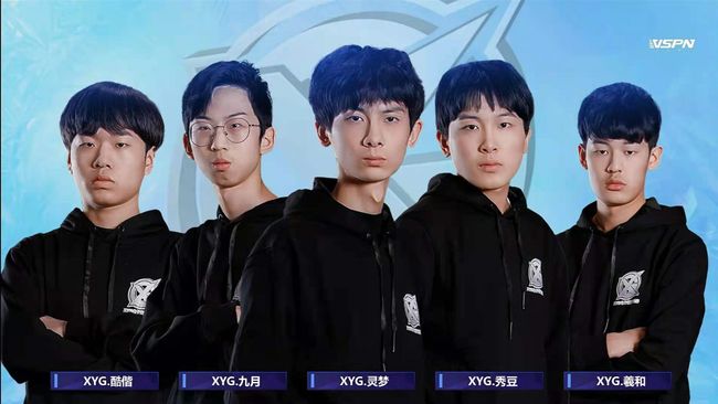 他在每一次 他在每一次