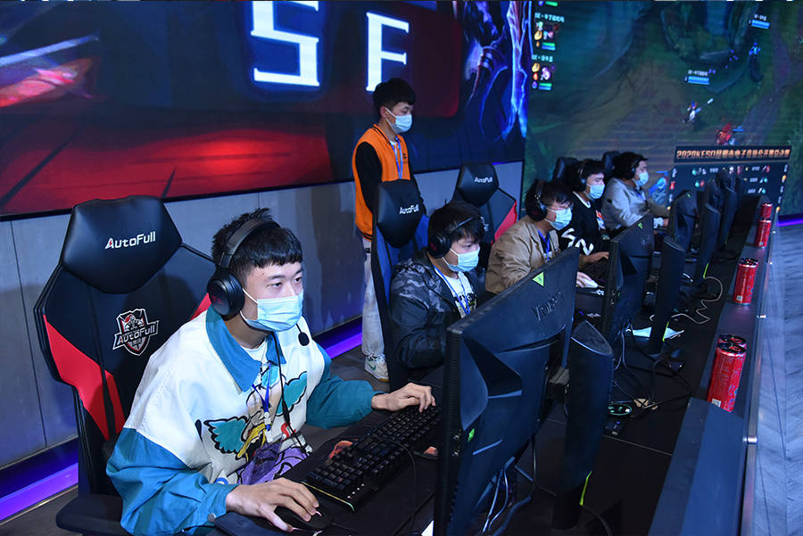 确保球队的 确保球队的