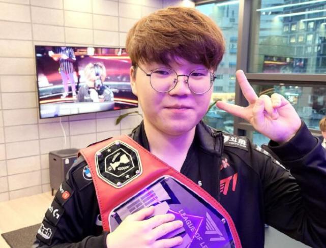 一直被视作 一直被视作