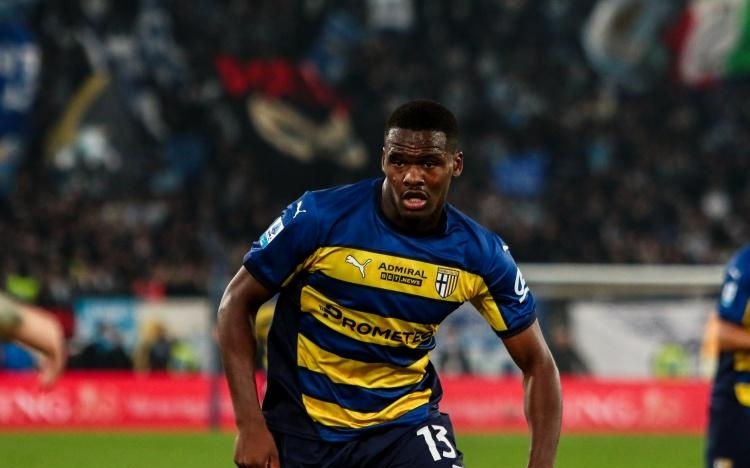 他在打破对 他在打破对