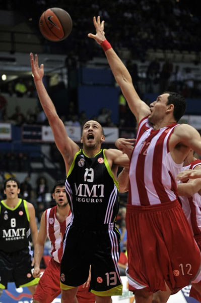 谁做背身墙 谁做背身墙